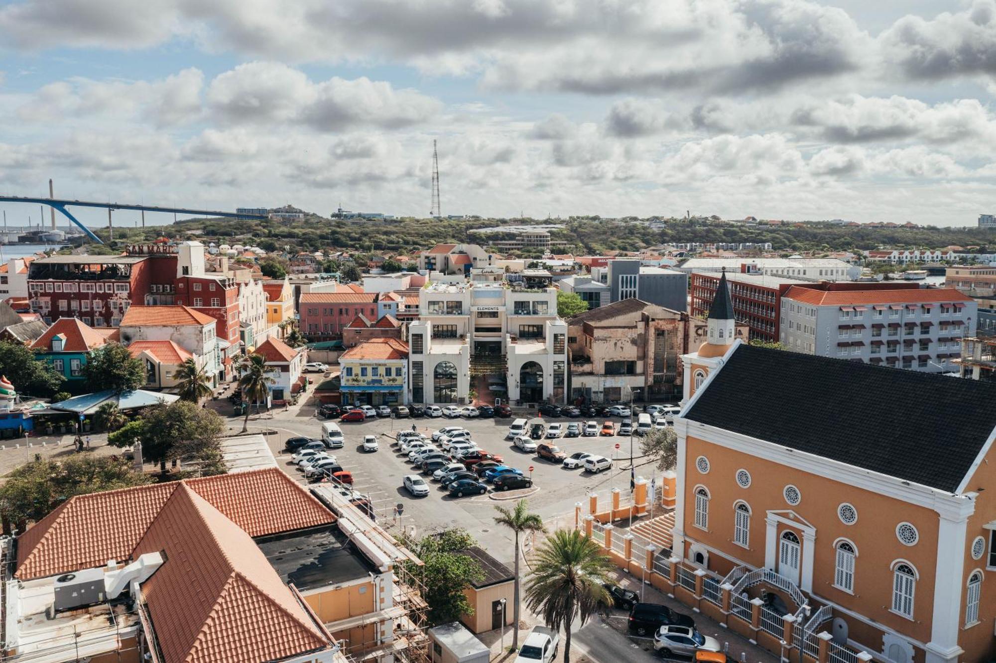 Elements Hotel & Shops Curacao Виллемстад Экстерьер фото